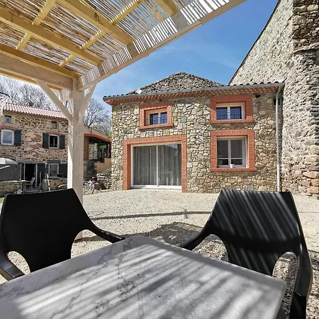 Renove Avec Sauna En Haute-loire, Parfait Pour Randonnees Et Repos - Fr-1-582-344 Saint-Just-pres-Brioude